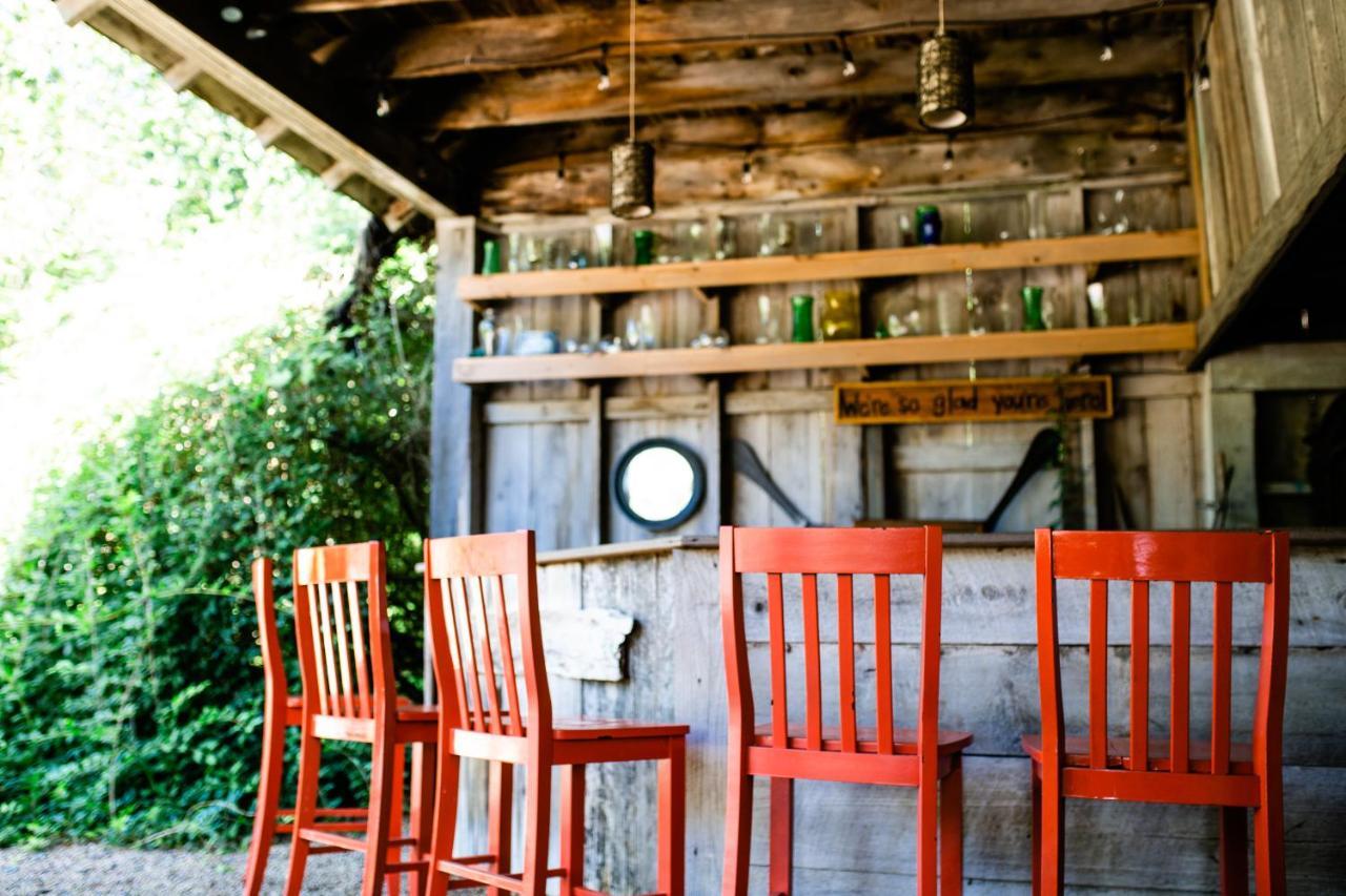 באנר אלק The Mast Farm Inn מראה חיצוני תמונה