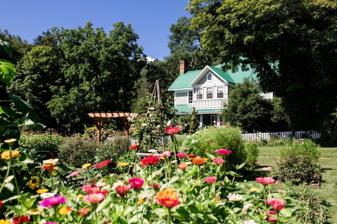 באנר אלק The Mast Farm Inn מראה חיצוני תמונה
